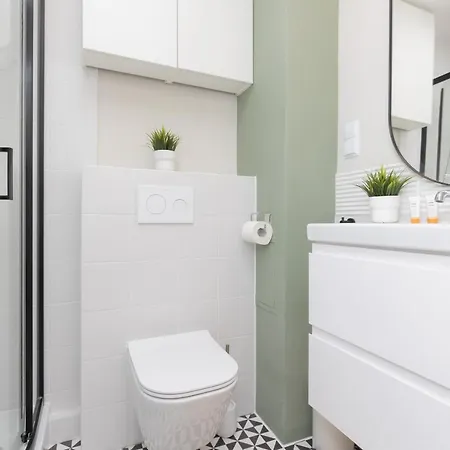Business Wola Plocka By Renters Daire *